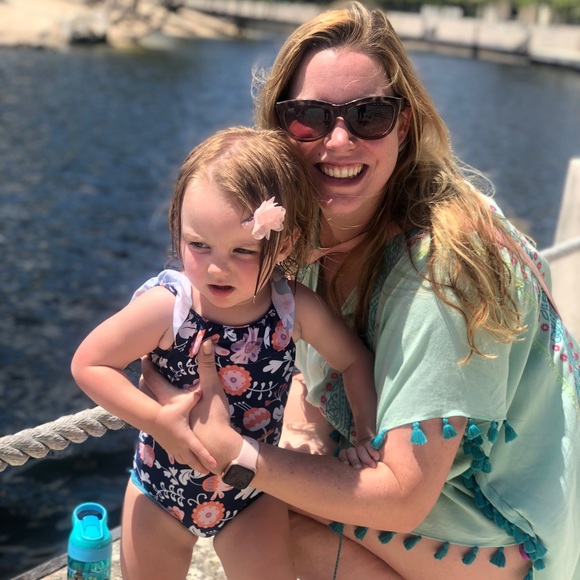 Meet your Posher, Nichole - Picture 1 of 1